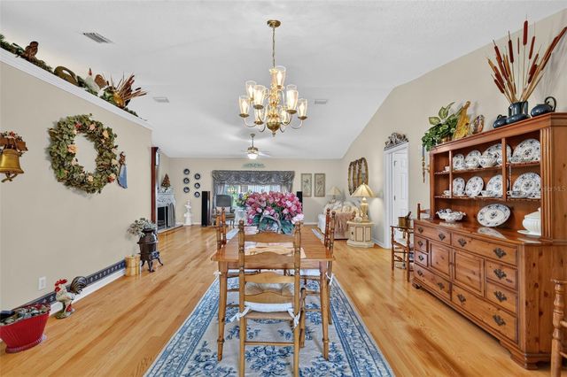 21526 KING HENRY AVENUE, Leesburg, FL 34748
