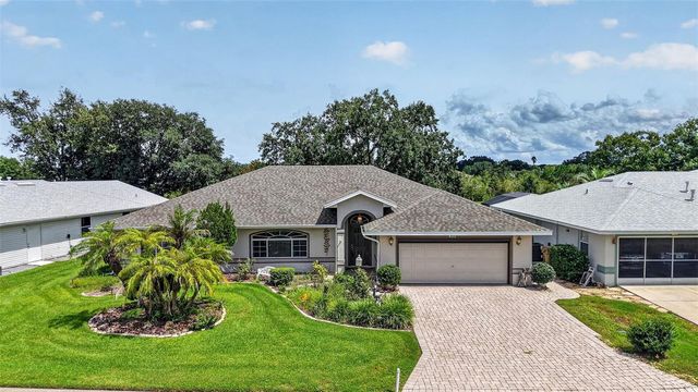 21526 KING HENRY AVENUE, Leesburg, FL 34748