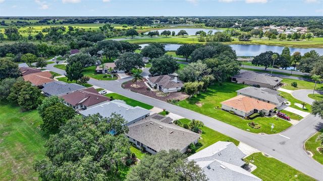 21526 KING HENRY AVENUE, Leesburg, FL 34748