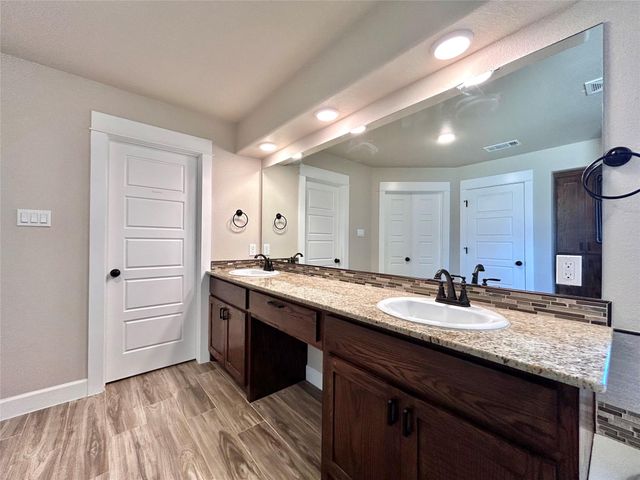 112 Savage CIR, Copperas Cove, TX 76522