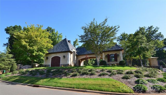 5040 Hermitage Court 210, Belmont, NC 28012