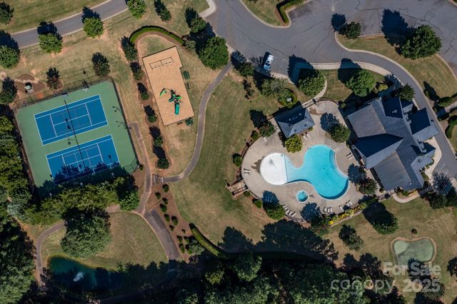 5040 Hermitage Court 210, Belmont, NC 28012