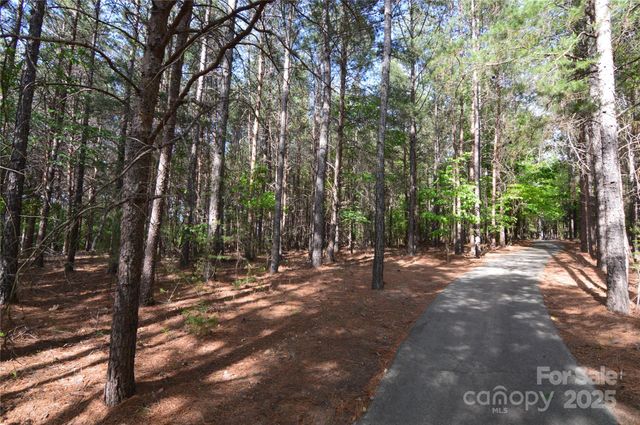 5040 Hermitage Court 210, Belmont, NC 28012