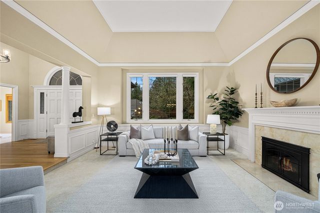 3611 262nd Avenue SE, Sammamish, WA 98075