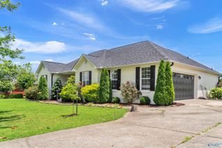 17092 Glaze Road, Athens, AL 35611