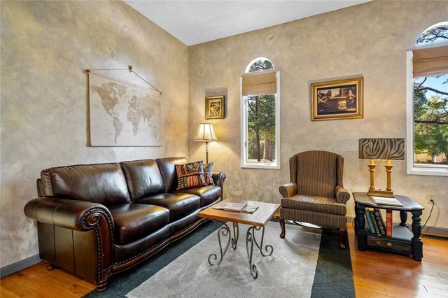 3185 E Van Buren, Eureka Springs, AR 72632