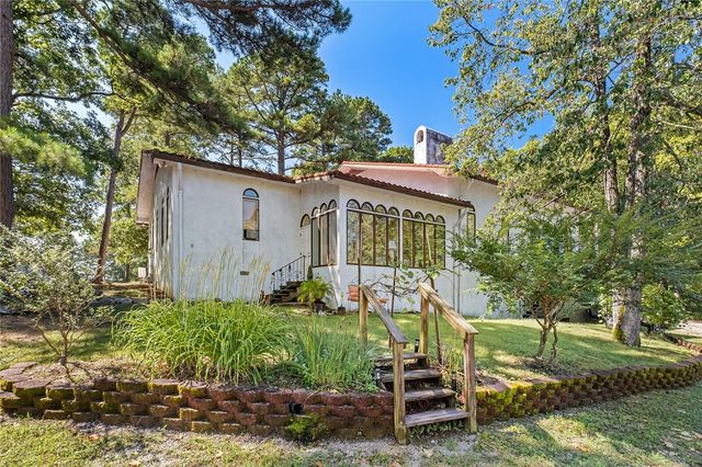 3185 E Van Buren, Eureka Springs, AR 72632