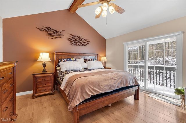 2300 Hampton Ledges Drive, Cuyahoga Falls, OH 44223