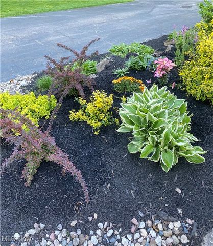 2300 Hampton Ledges Drive, Cuyahoga Falls, OH 44223