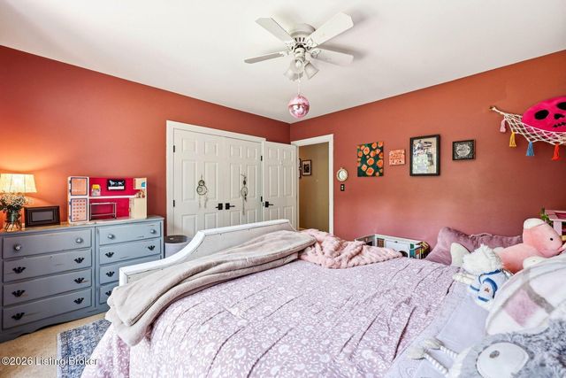 4619 Wolfcreek Pkwy, Louisville, KY 40241