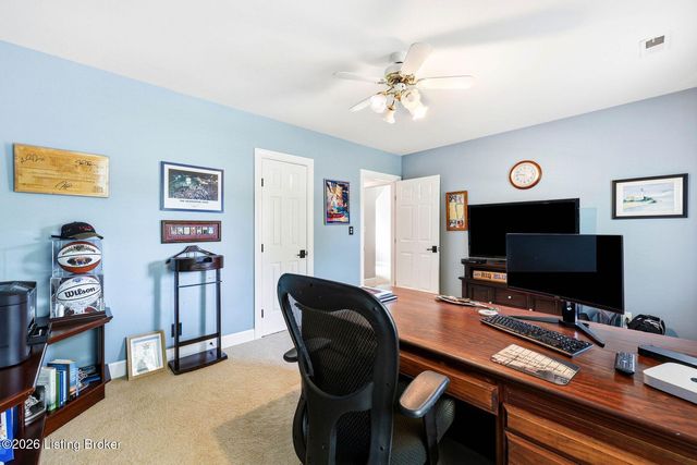 4619 Wolfcreek Pkwy, Louisville, KY 40241
