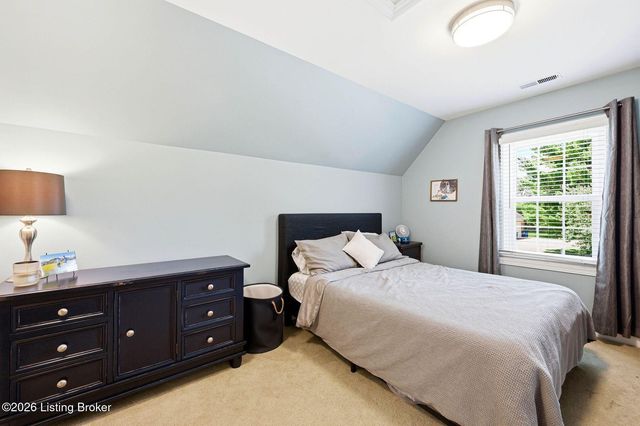 4619 Wolfcreek Pkwy, Louisville, KY 40241