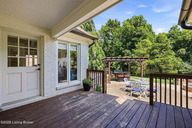 4619 Wolfcreek Pkwy, Louisville, KY 40241