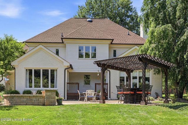 4619 Wolfcreek Pkwy, Louisville, KY 40241
