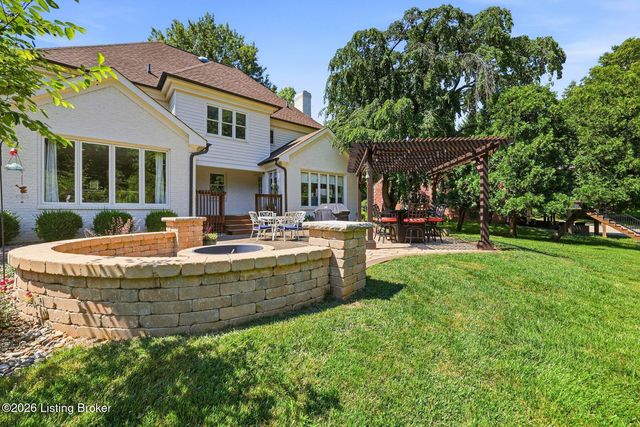 4619 Wolfcreek Pkwy, Louisville, KY 40241
