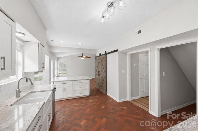 12219 Landing Green Drive 57, Charlotte, NC 28277