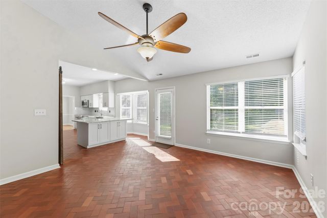 12219 Landing Green Drive 57, Charlotte, NC 28277