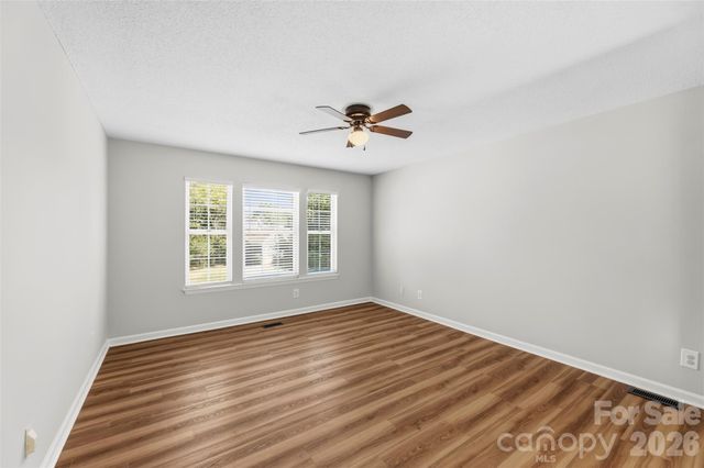 12219 Landing Green Drive 57, Charlotte, NC 28277