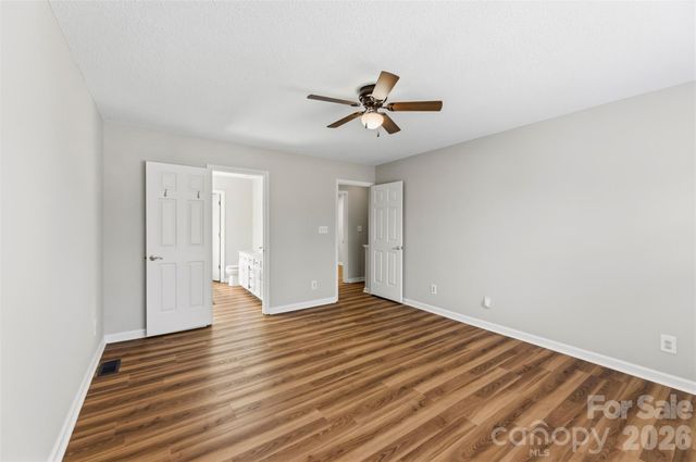 12219 Landing Green Drive 57, Charlotte, NC 28277