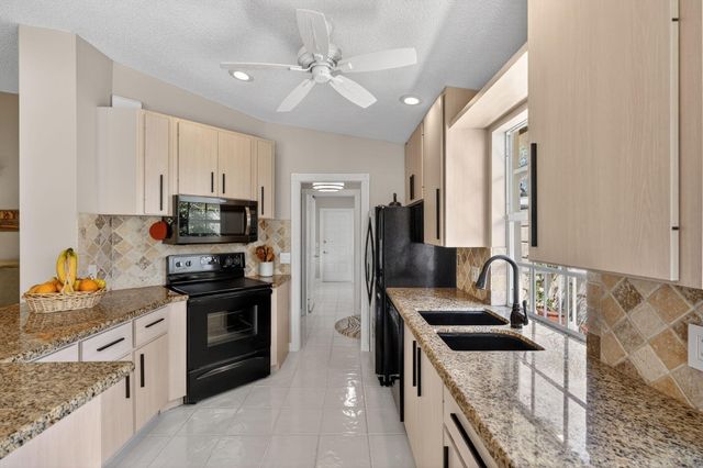 259 Brier Circle, Jupiter, FL 33458