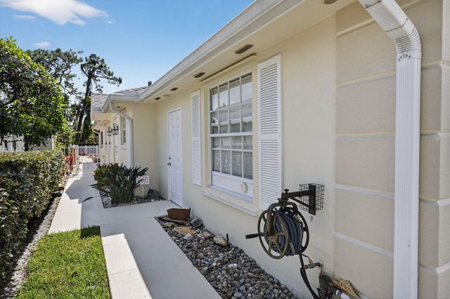 259 Brier Circle, Jupiter, FL 33458
