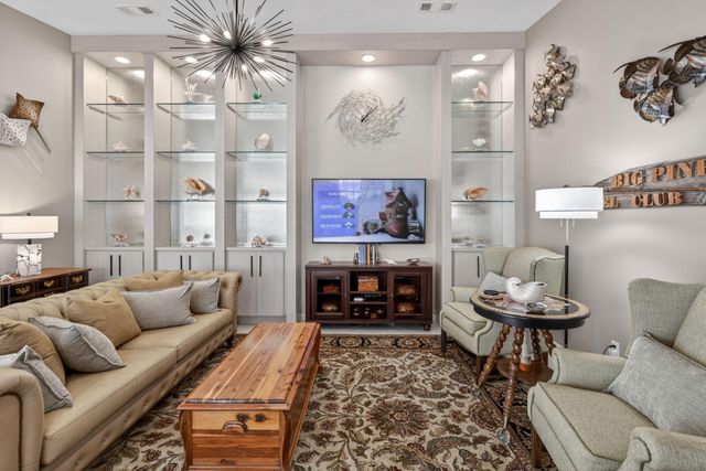 259 Brier Circle, Jupiter, FL 33458