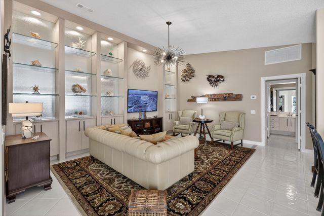 259 Brier Circle, Jupiter, FL 33458