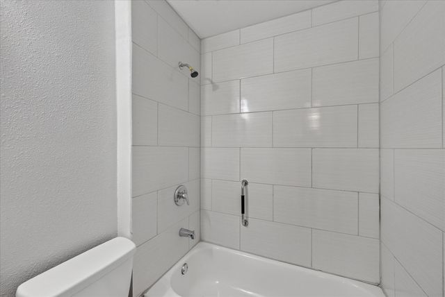 3921 Dana Drive, Haltom City, TX 76117