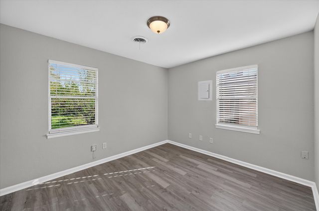 3921 Dana Drive, Haltom City, TX 76117