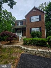 9823 GUNSTON HALL RD, Fredericksburg, VA 22408