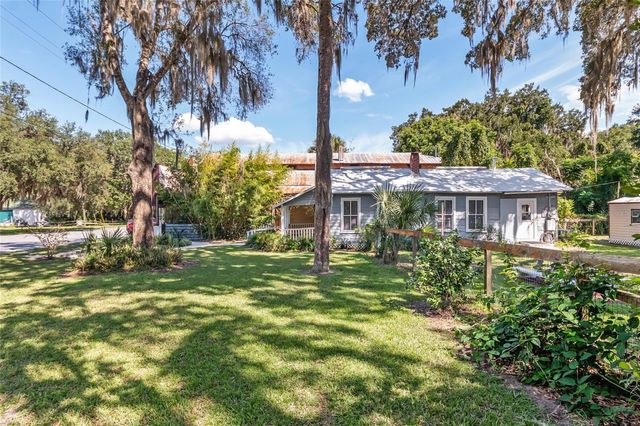 5610 AVENUE G, Mc Intosh, FL 32664