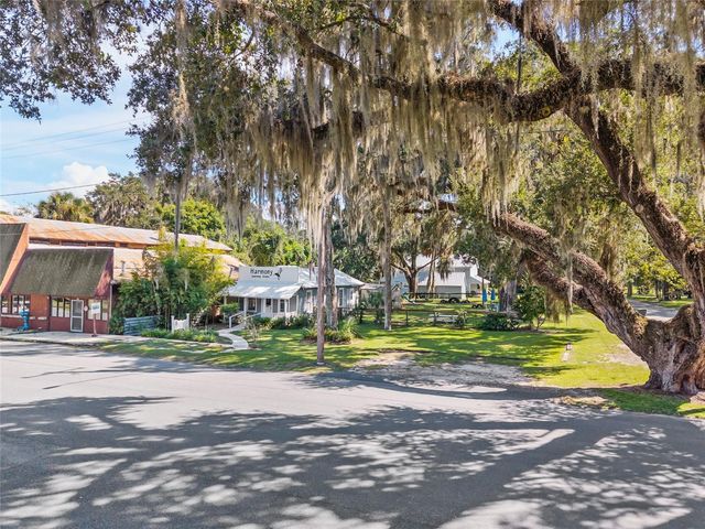 5610 AVENUE G, Mc Intosh, FL 32664