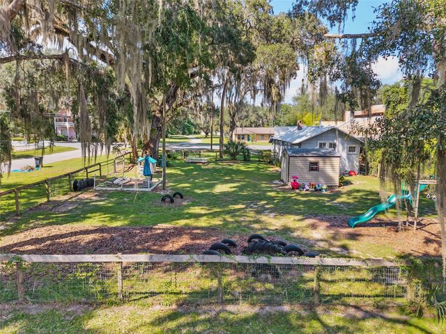 5610 AVENUE G, Mc Intosh, FL 32664