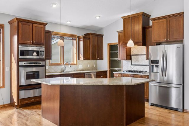 17829 Ketchikan Trail, Lakeville, MN 55044