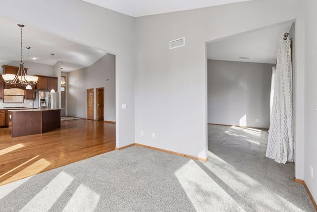 17829 Ketchikan Trail, Lakeville, MN 55044