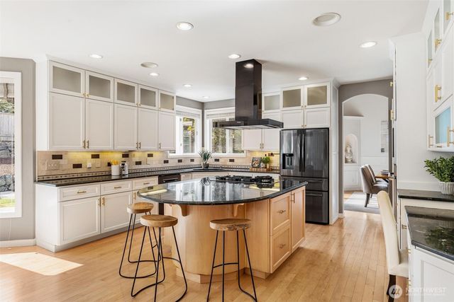 475 SW 345th St, Federal Way, WA 98023