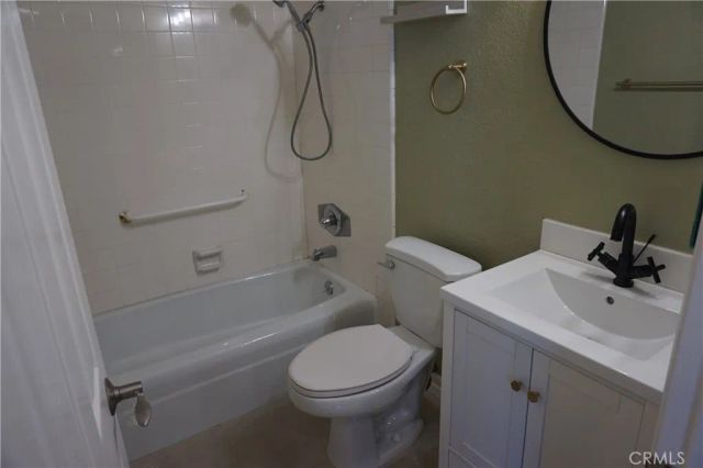 2423 Minuteman, Costa Mesa, CA 92626