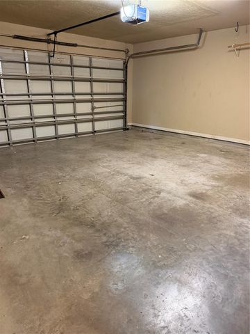 3402 23rd St N, Texas City, TX 77590