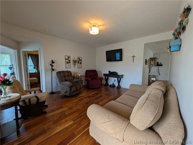 8281 Crimson Creek Court, Georgetown, IN 47122