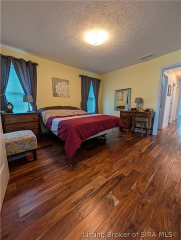 8281 Crimson Creek Court, Georgetown, IN 47122