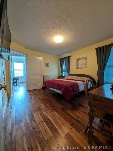 8281 Crimson Creek Court, Georgetown, IN 47122