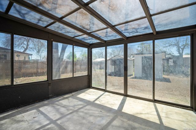 130 Kontiki, San Antonio, TX 78242