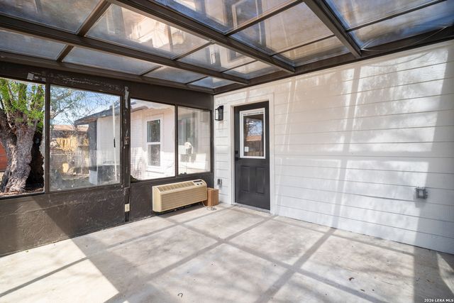 130 Kontiki, San Antonio, TX 78242