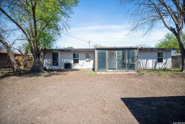 130 Kontiki, San Antonio, TX 78242
