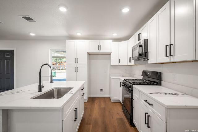 130 Kontiki, San Antonio, TX 78242