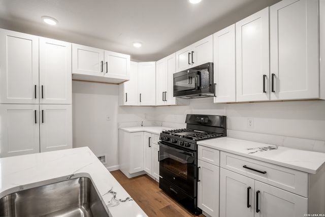130 Kontiki, San Antonio, TX 78242