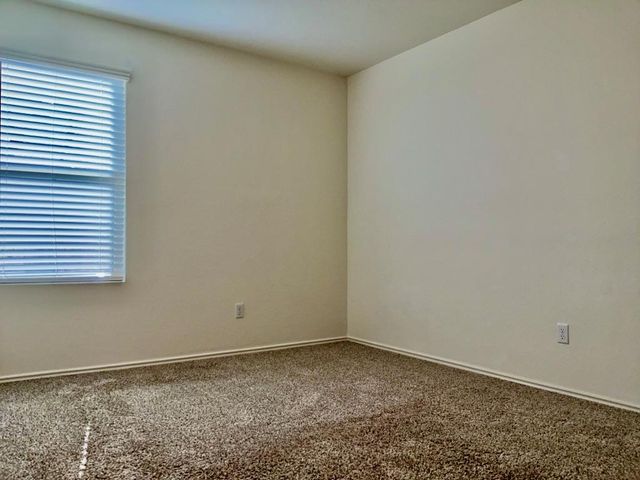 101 Cosmos LN 32-K, Jarrell, TX 76537