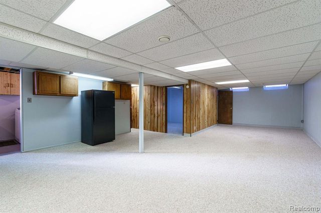 8318 Christine Street, Warren, MI 48093