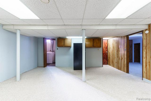 8318 Christine Street, Warren, MI 48093