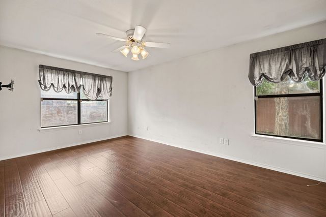 1120 Forest Creek Street, Benbrook, TX 76126